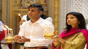 Rishi Sunak, wife Akshata visit Delhi's Akshardham temple